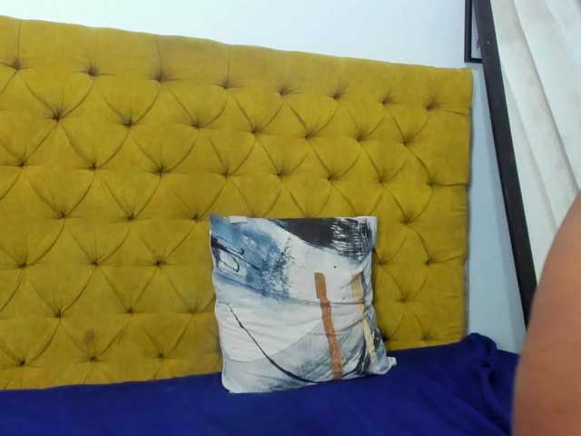 Daniela-Spencerr live cam on BongaCams