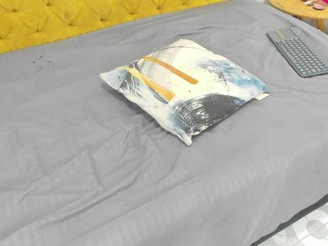 Daniela-Spencerr live cam on BongaCams