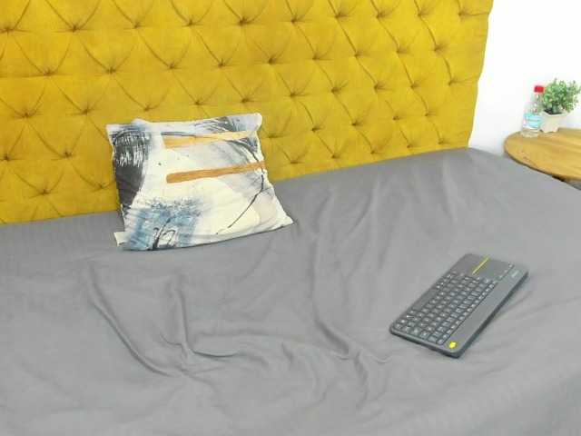 Daniela-Spencerr live cam on BongaCams