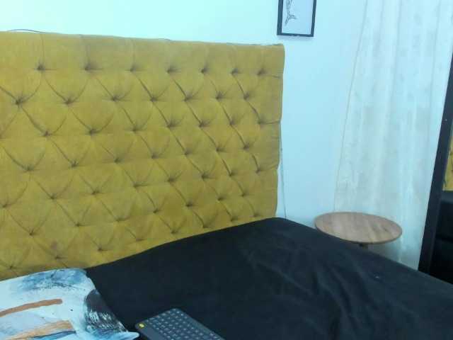 Daniela-Spencerr live cam on BongaCams