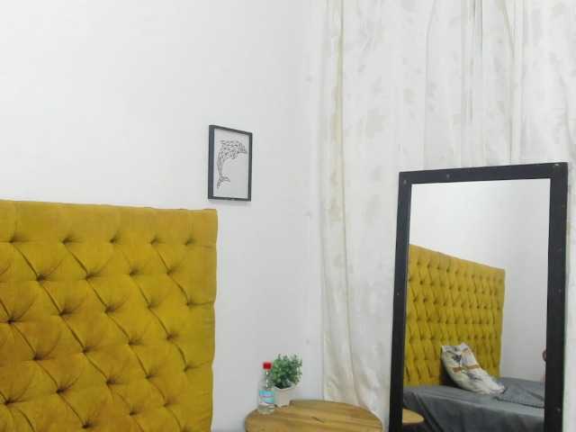 Daniela-Spencerr live cam on BongaCams