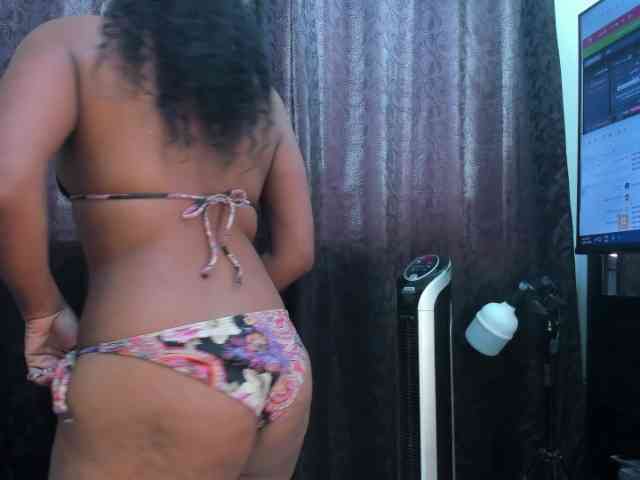 Daniela-Spencerr webcam