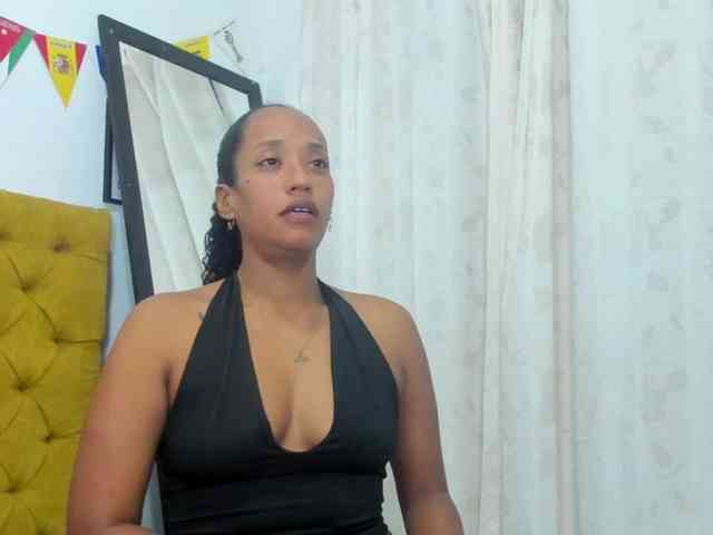 Daniela-Spencerr webcam