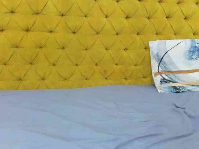 Daniela-Spencerr webcam