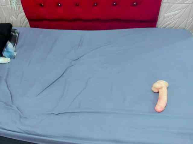 Daniela-Spencerr webcam