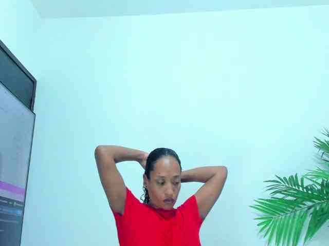 Daniela-Spencerr webcam