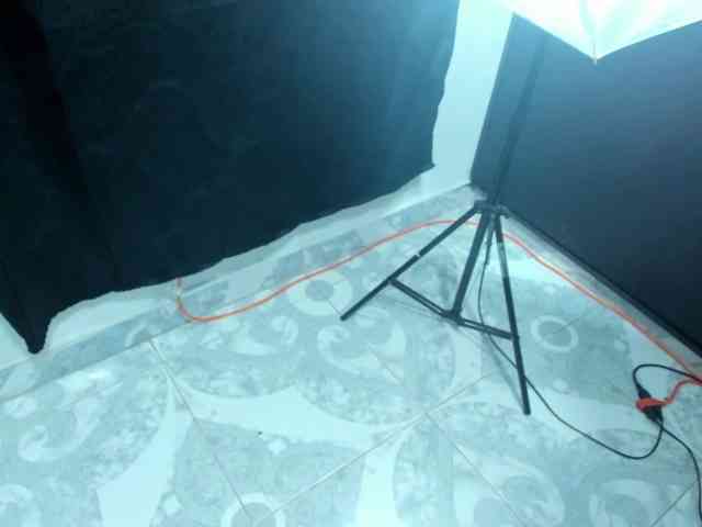 Daniela-Spencerr webcam