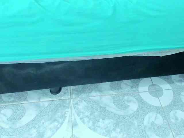 Daniela-Spencerr webcam