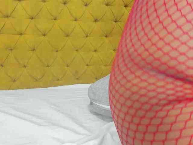Daniela-Spencerr webcam