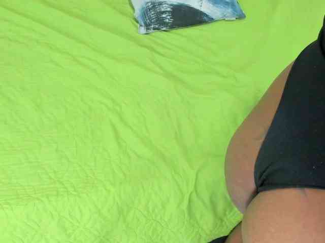 Daniela-Spencerr webcam