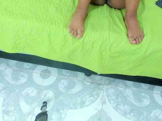 Daniela-Spencerr webcam