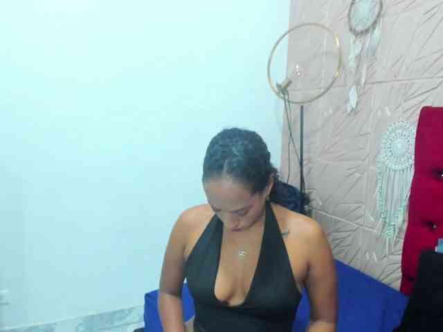 Daniela-Spencerr webcam