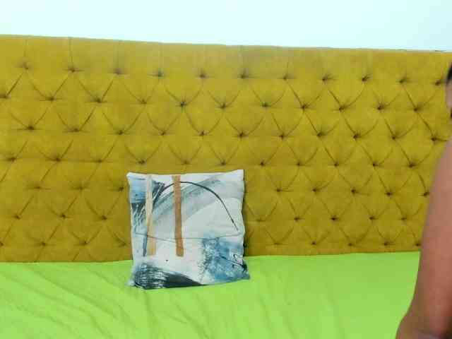 Daniela-Spencerr webcam