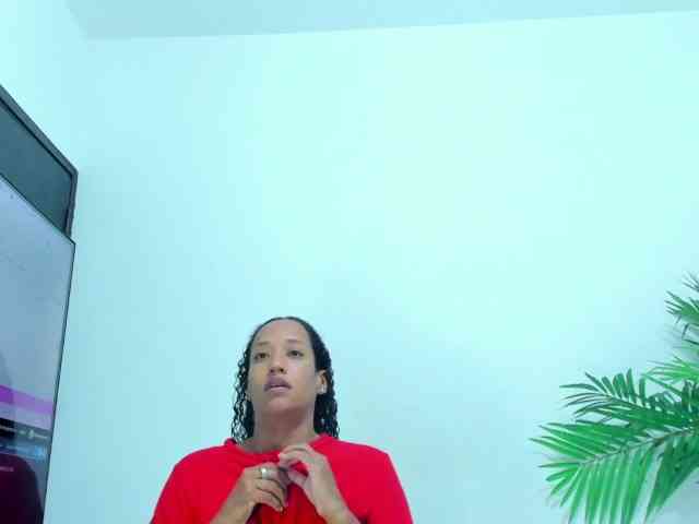 Daniela-Spencerr webcam