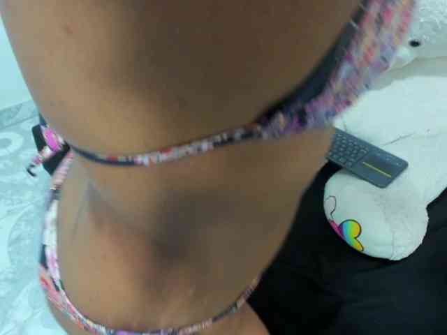 Daniela-Spencerr webcam