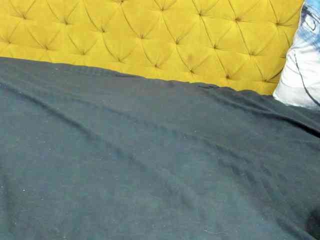 Daniela-Spencerr webcam