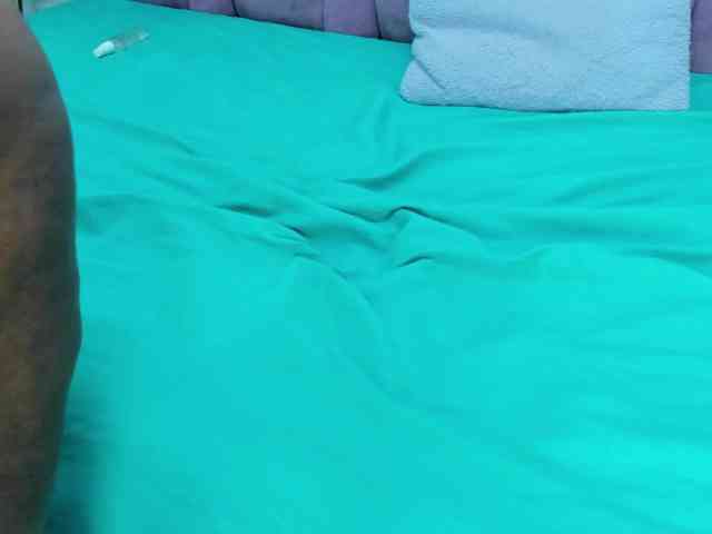 Daniela-Spencerr webcam