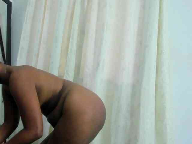 Daniela-Spencerr webcam