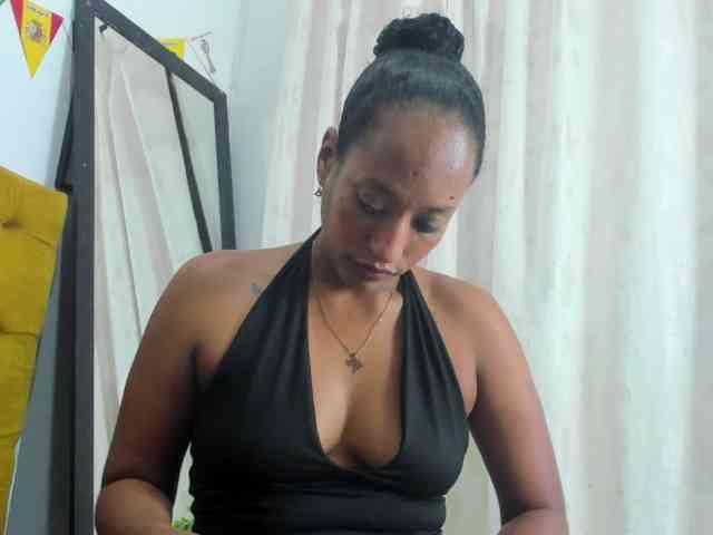 Daniela-Spencerr webcam