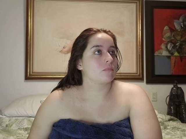 Angelamonticelli live cam