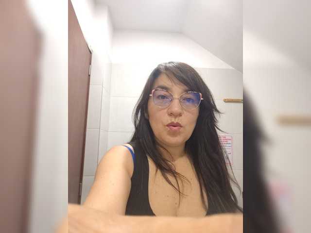 Mafe-29 live cam on BongaCams