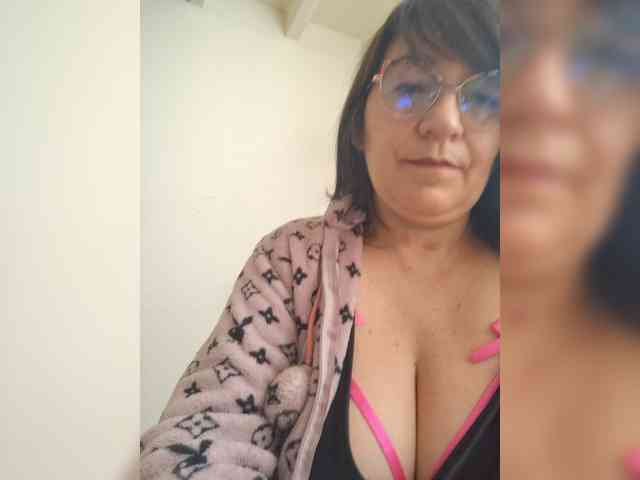 Mafe-29 Live Webcam on BongaCams