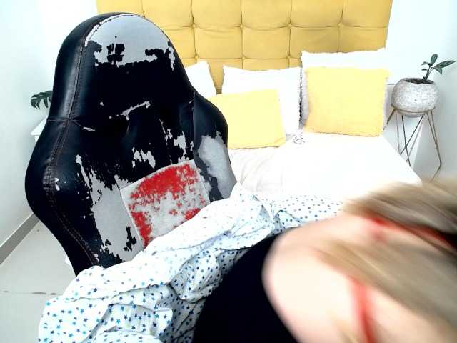 isabelladiaz live cam on BongaCams