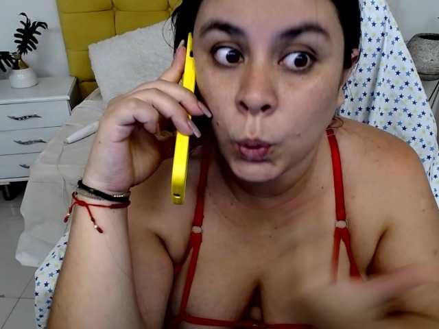 isabelladiaz live cam on BongaCams