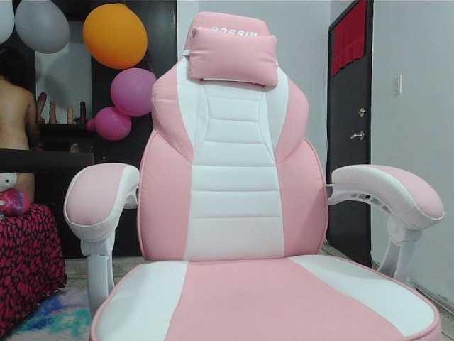 Danielita-2001 live cam on BongaCams
