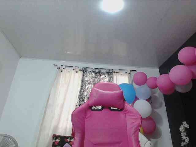 Danielita-2001 webcam