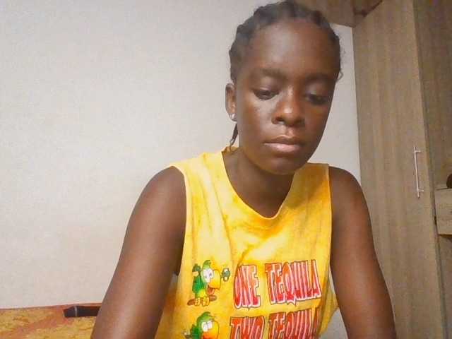 Chocolateaa live cam on BongaCams