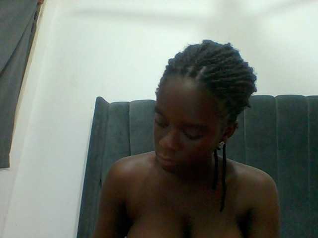 Chocolateaa live cam on BongaCams