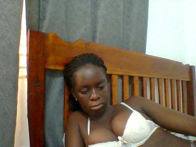 Chocolateaa live cam preview