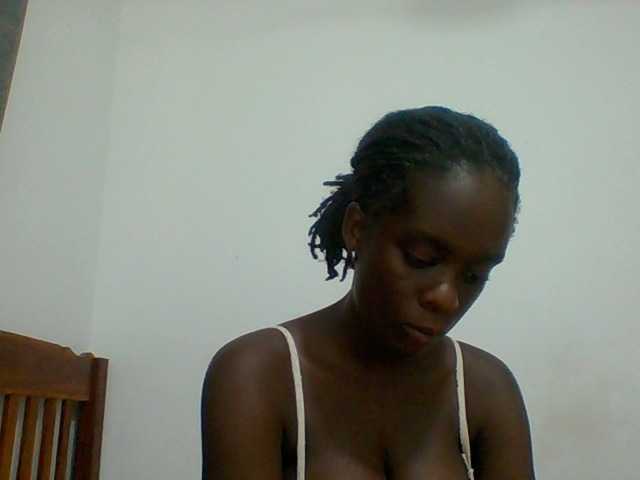 Chocolateaa live cam preview