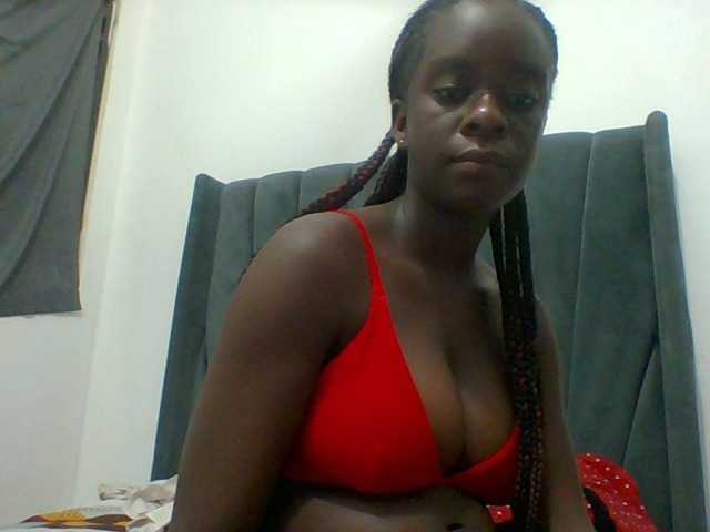 Chocolateaa live cam on BongaCams