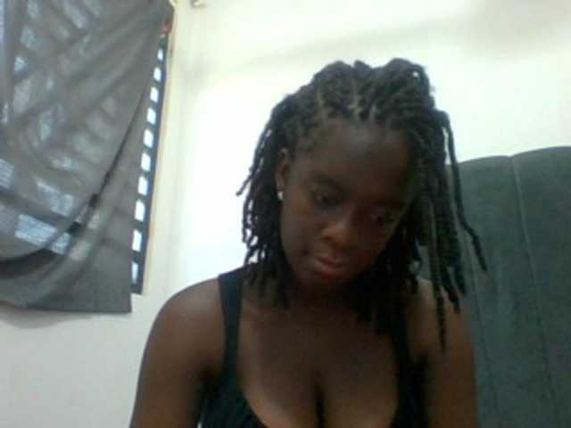 Chocolateaa live cam on BongaCams