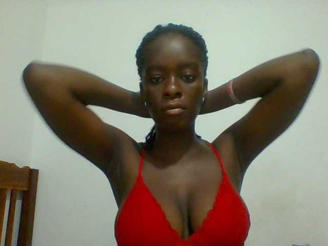 Chocolateaa live cam on BongaCams