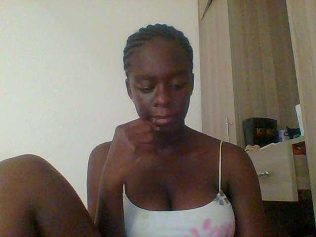 Chocolateaa live cam on UnifiedCams