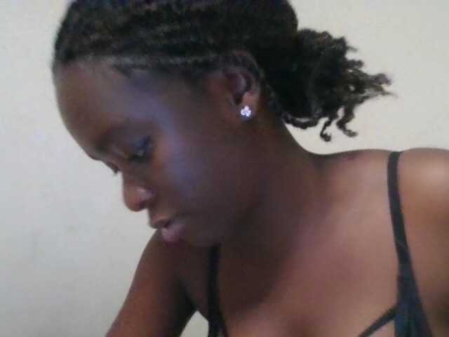 Chocolateaa live cam on BongaCams