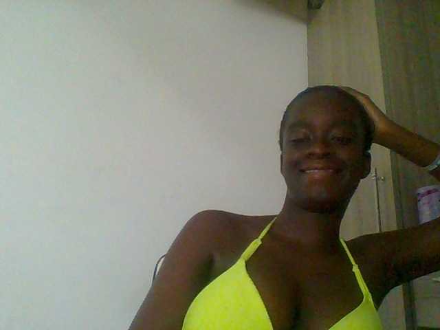 Chocolateaa live cam on BongaCams
