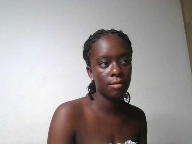 Chocolateaa live cam on BongaCams