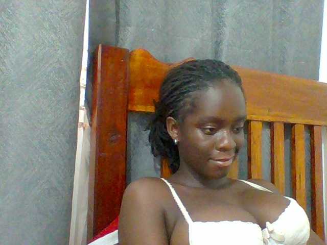 Chocolateaa live cam preview