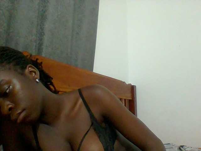 Chocolateaa live cam preview