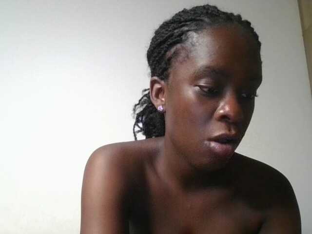 Chocolateaa live cam on BongaCams