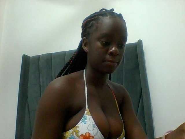 Chocolateaa live cam on BongaCams