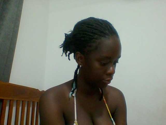 Chocolateaa live cam preview
