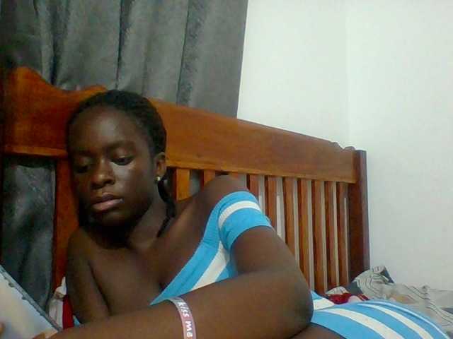 Chocolateaa live cam on BongaCams