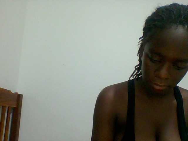 Chocolateaa live cam preview