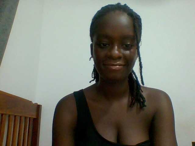 Chocolateaa live cam on BongaCams