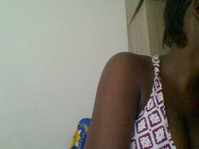 Chocolateaa live cam on BongaCams